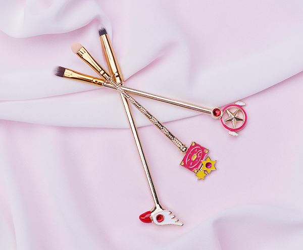 Sakura Anime Makeup Brush Set - 6 Brushes for Beginners
